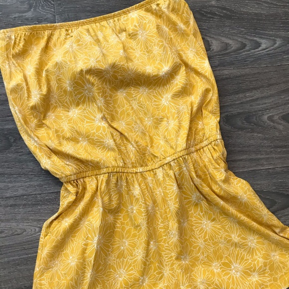 Halter Romper - Picture 2 of 3